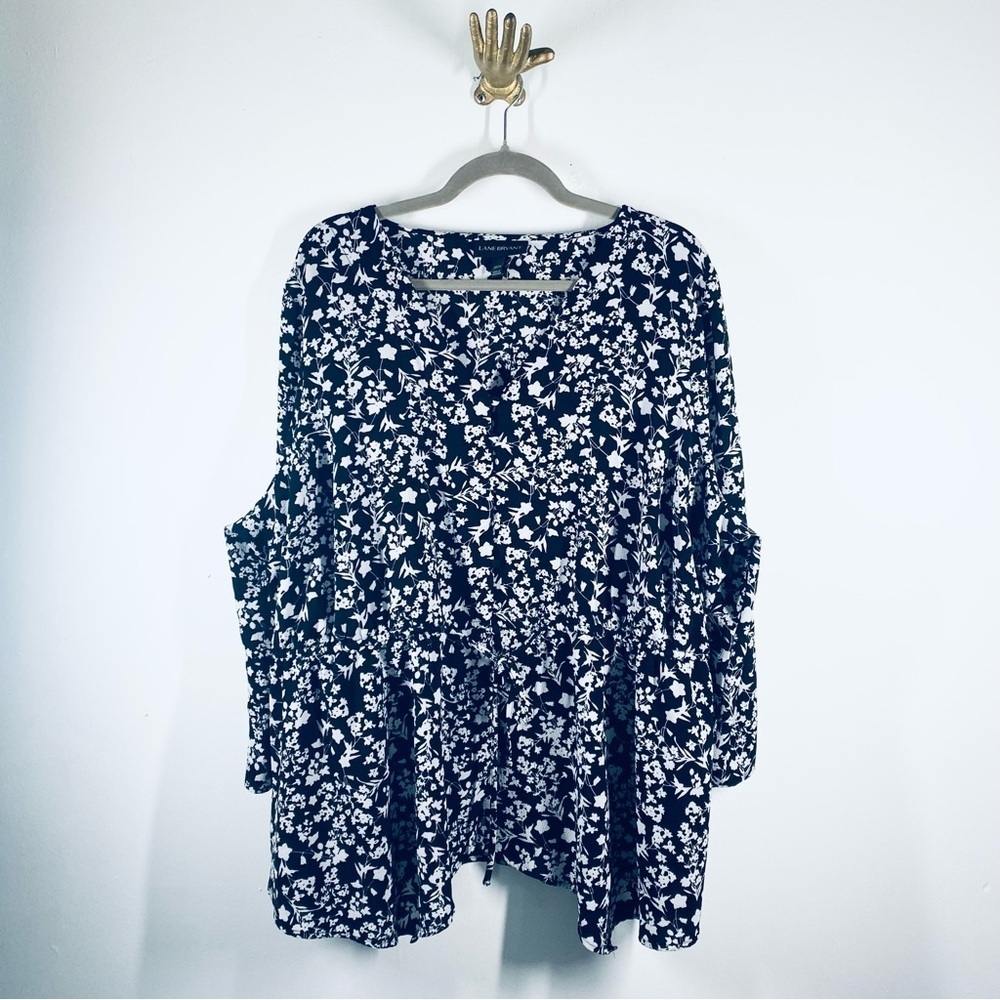 Lane Bryant Black and White Floral Peplum Blouse 22/24 - Picture 2 of 9